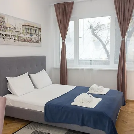 Casa Del Sol ~ Beautiful 2bd Flat In The Centre