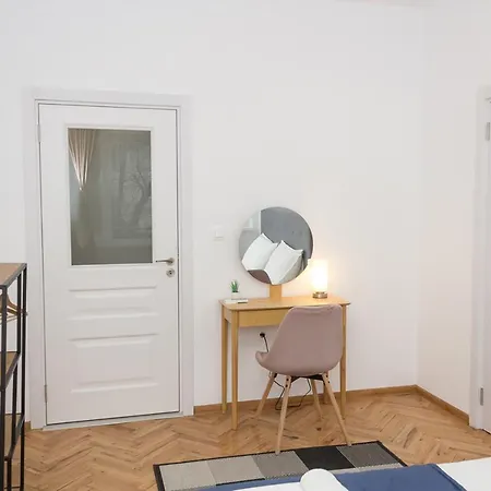 Casa Del Sol ~ Beautiful 2bd Flat In The Centre * Varna
